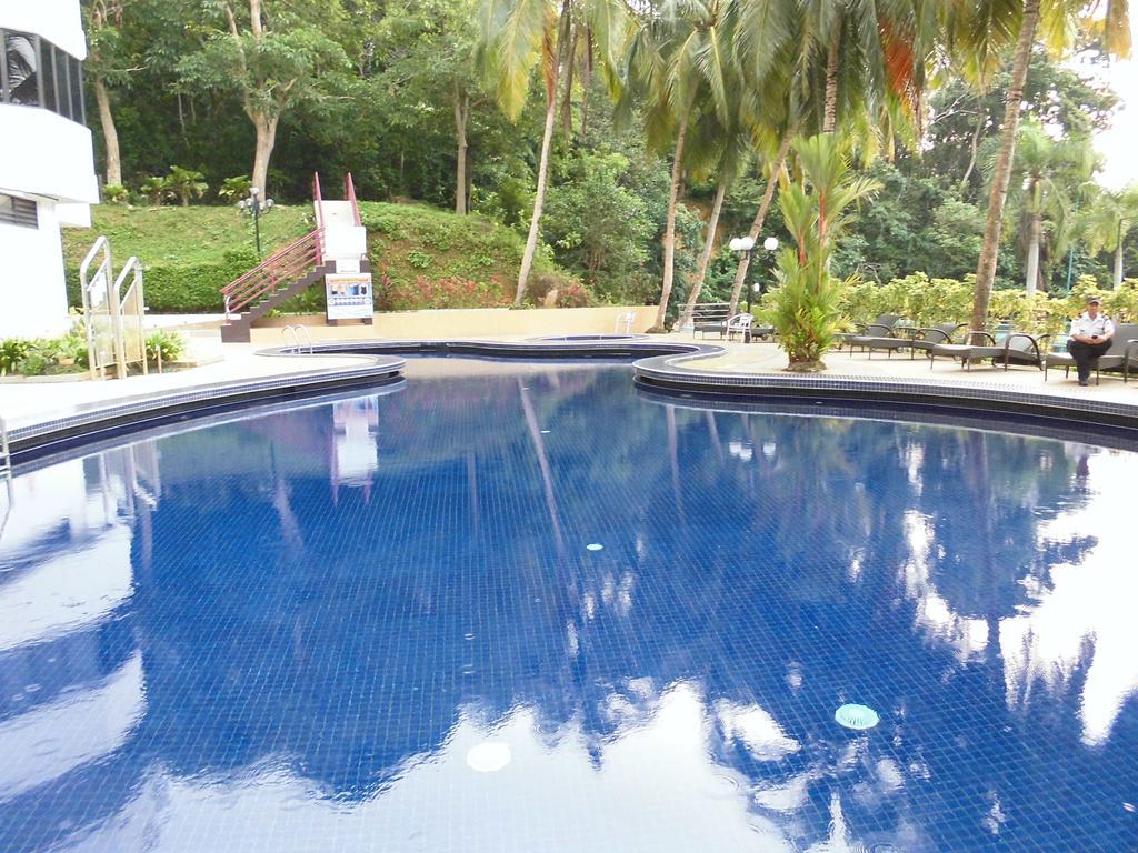 Batu Ferringhi Seaview Apartment Room photo